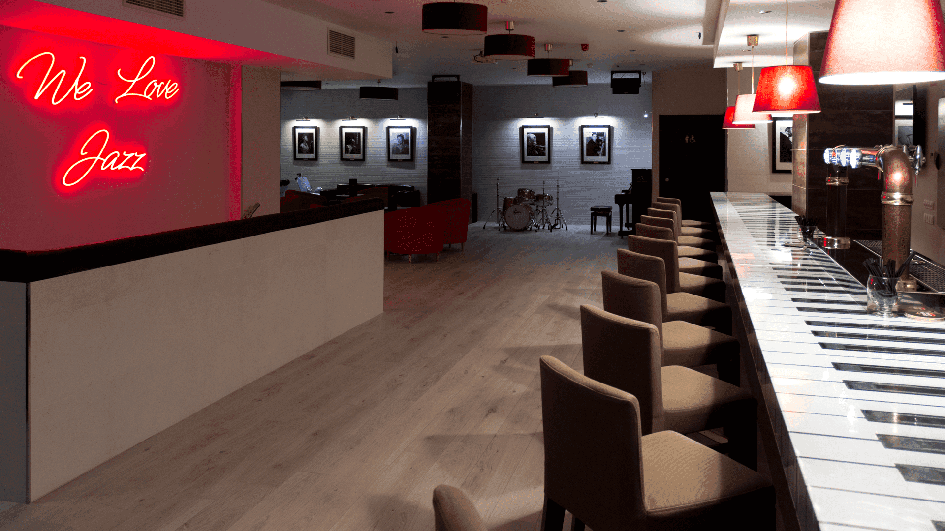 Blues afternoons at the Clarence: your new plan for Wednesdays