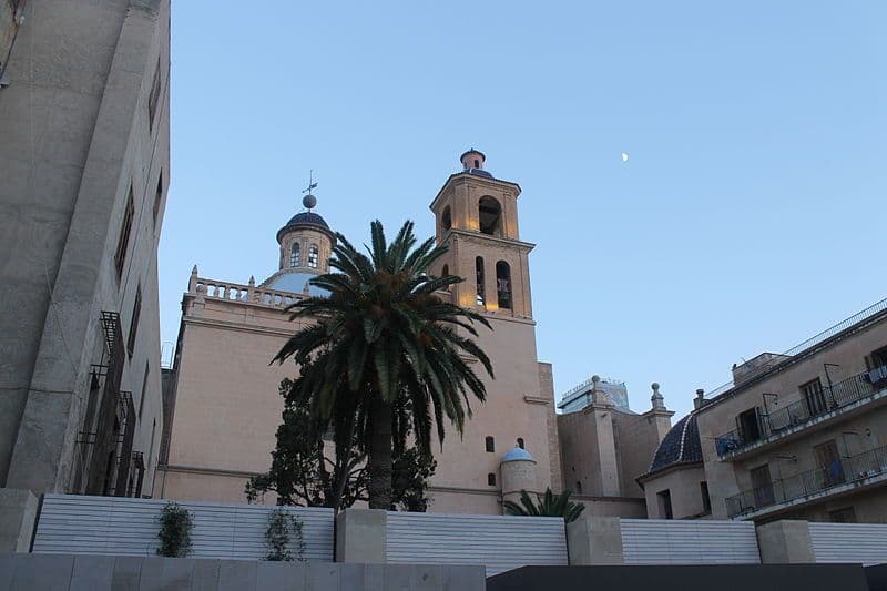 La belleza renacentista de la Concatedral de Alicante