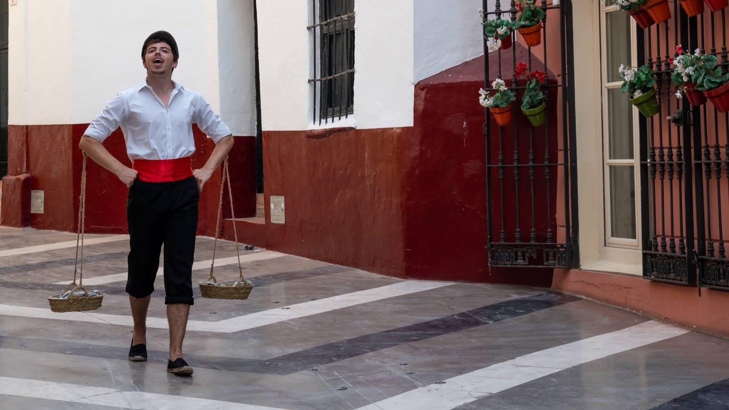 Enamórate (más) de Málaga con esta ruta teatralizada llena de curiosidades, detalles y secretos