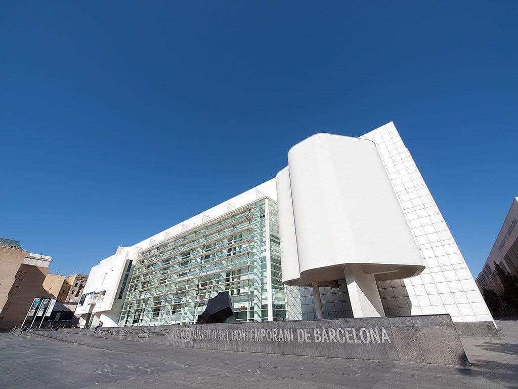 Barcelona desde las alturas: el MACBA permitirá el acceso a una terraza panorámica por la Noche de los Museos