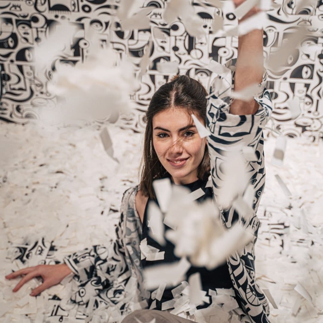 Ikono: collect worlds (and photons) in this interactive, immersive museum