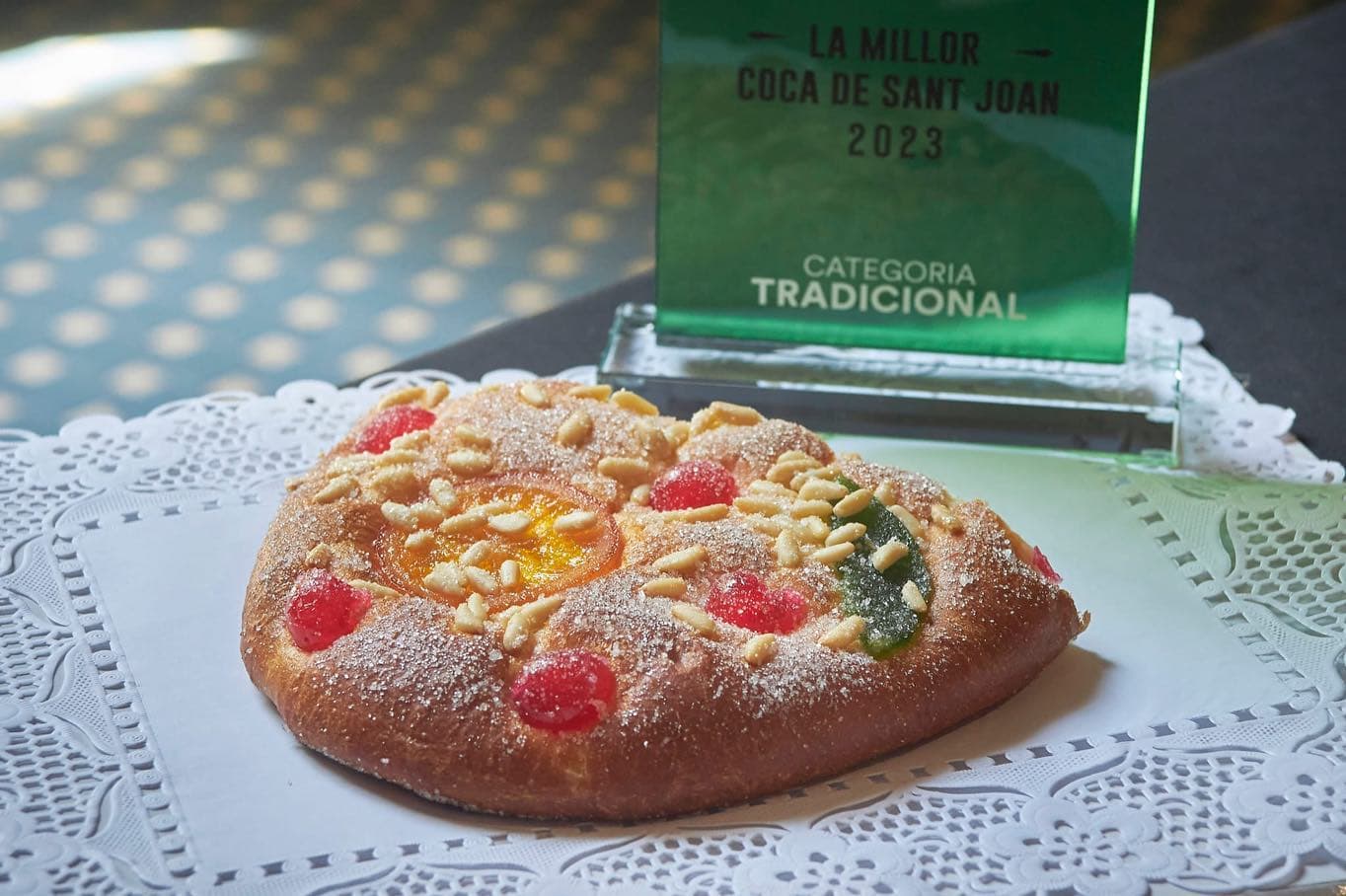 El pueblo de Barcelona donde puedes probar la mejor coca de Sant Joan