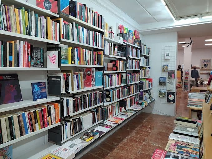 5 different bookshops in Alicante for book lovers